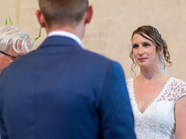 Le mariage de Benjamin et Marie-Laure à Blasimon, Gironde 46