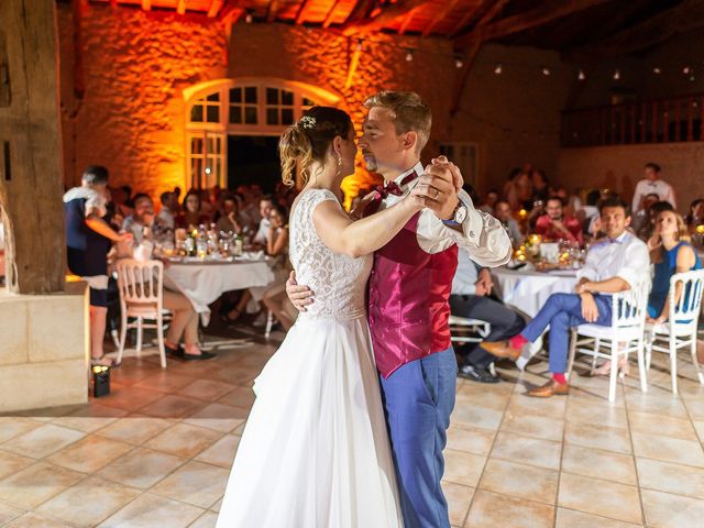 Le mariage de Benjamin et Marie-Laure à Blasimon, Gironde 74