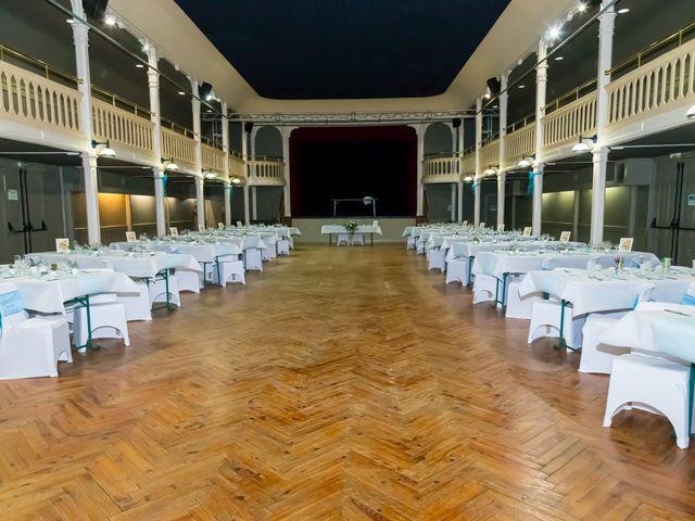 Le mariage de Nicolas et Émilie à Saint-Jean-d&apos;Angély, Charente Maritime 20