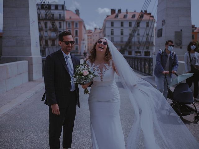 Le mariage de Cyril et Lucille à Champagnier, Isère 14