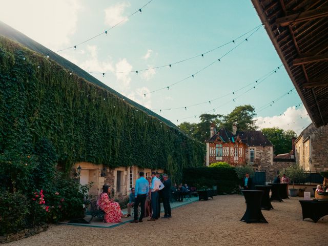 Le mariage de Rémi et Clémence à Feuguerolles-Bully, Calvados 7