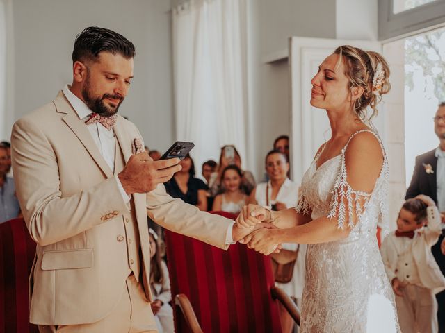 Le mariage de Adrien et Vanessa à Thairé, Charente Maritime 19