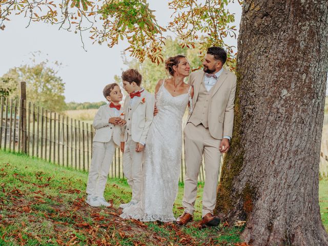 Le mariage de Adrien et Vanessa à Thairé, Charente Maritime 47