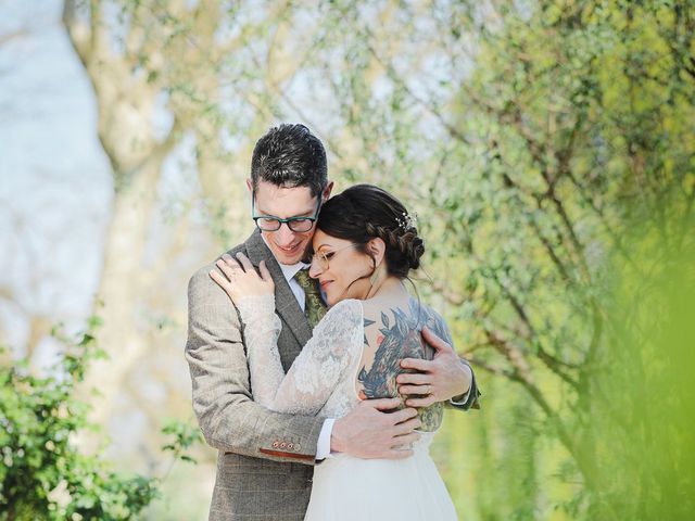 Le mariage de Sébastien  et Julie à Vignieu, Isère 6