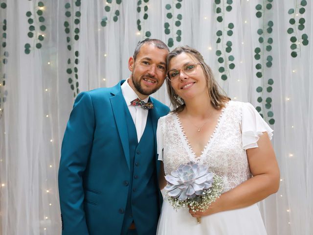 Le mariage de Loïc et Elodie à Treffrin, Côtes d'Armor 45