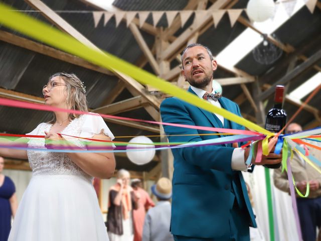 Le mariage de Loïc et Elodie à Treffrin, Côtes d'Armor 56