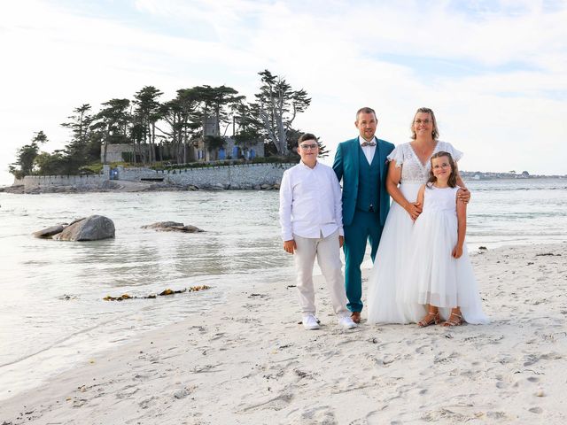 Le mariage de Loïc et Elodie à Treffrin, Côtes d'Armor 61