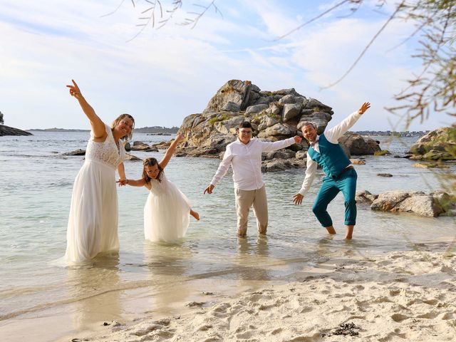 Le mariage de Loïc et Elodie à Treffrin, Côtes d'Armor 1
