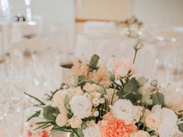 Le mariage de Julien et Manon  à Martigues, Bouches-du-Rhône 16