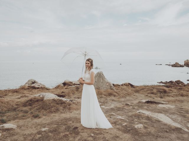 Le mariage de Julien et Alice à Plougasnou, Finistère 33