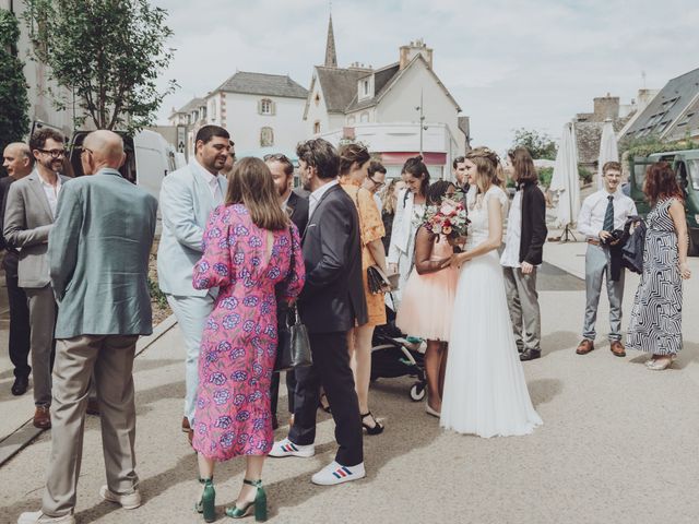 Le mariage de Julien et Alice à Plougasnou, Finistère 36