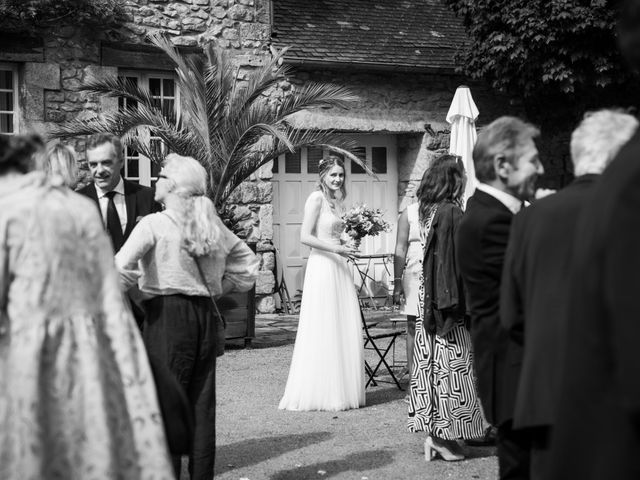 Le mariage de Julien et Alice à Plougasnou, Finistère 74