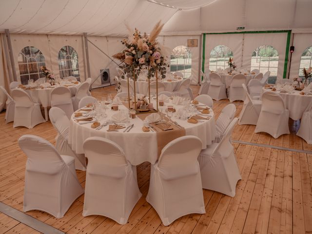 Le mariage de Delphine et Philippe à Corme-Royal, Charente Maritime 135