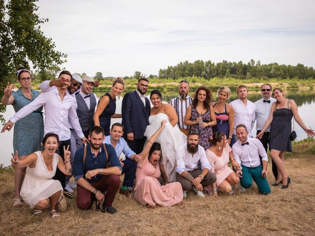 Le mariage de Goeffrey et Marlène à Avaray, Loir-et-Cher 4