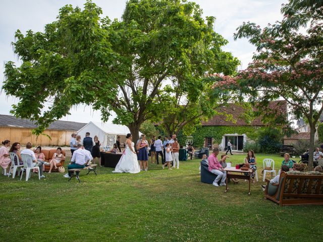 Le mariage de Goeffrey et Marlène à Avaray, Loir-et-Cher 16