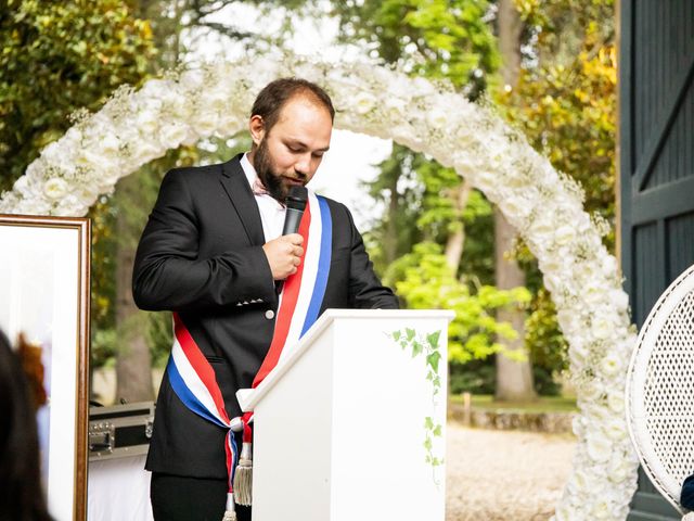 Le mariage de Clément et Abire à Beauregard-Baret, Drôme 19