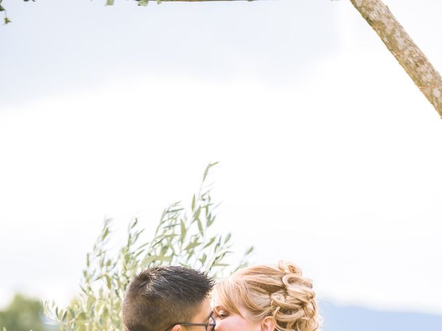 Le mariage de Quang et Valentine à Saint-Forgeux, Rhône 35