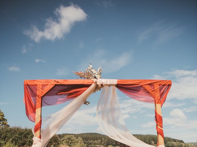 Le mariage de Sylvain et Solène à Riotord, Haute-Loire 3