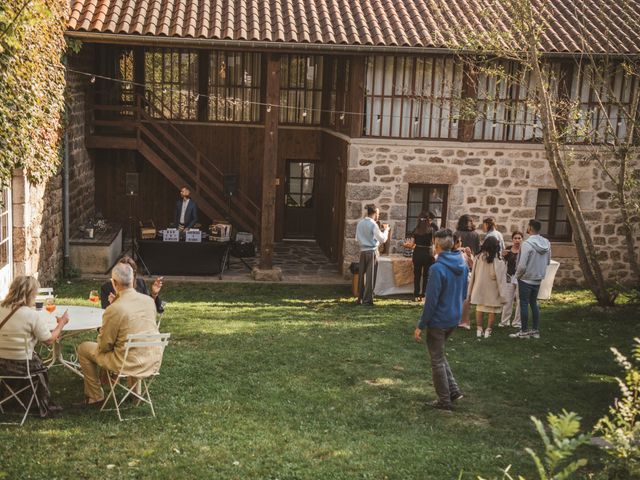 Le mariage de Sylvain et Solène à Riotord, Haute-Loire 13