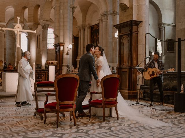 Le mariage de Alexandre et Shanice à Lemps, Ardèche 56