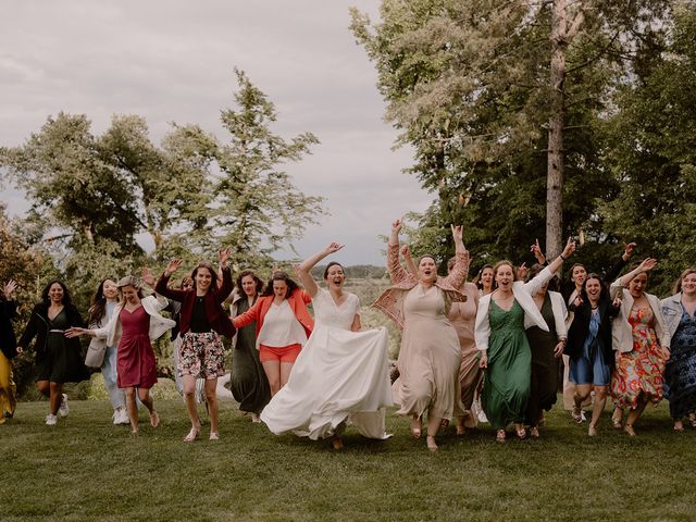 Le mariage de Alexandre et Shanice à Lemps, Ardèche 77