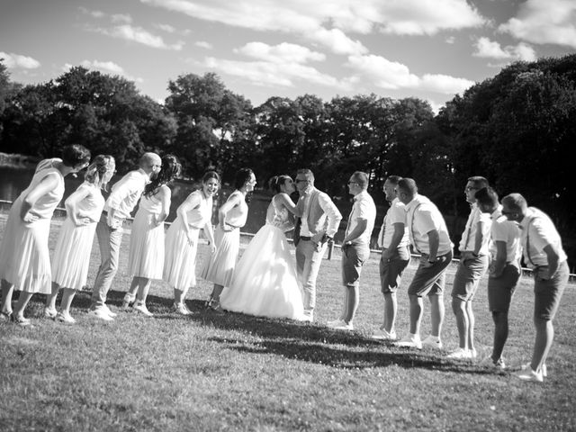 Le mariage de Clément et Laurenn à Saint-Méen-le-Grand, Ille et Vilaine 33