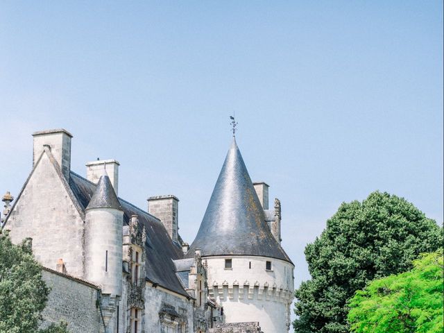 Le mariage de William et Katie à Crazannes, Charente Maritime 3