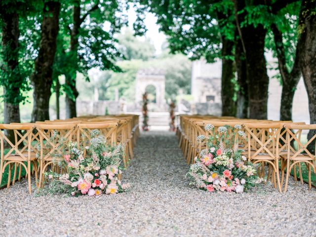 Le mariage de William et Katie à Crazannes, Charente Maritime 6