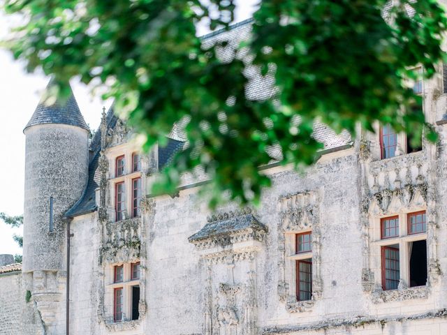 Le mariage de William et Katie à Crazannes, Charente Maritime 12