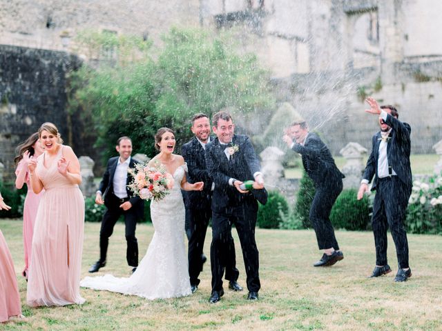 Le mariage de William et Katie à Crazannes, Charente Maritime 56