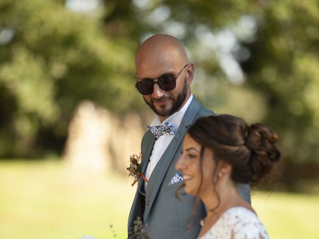 Le mariage de Romain et Jennifer à Saint-Martin-de-Crau, Bouches-du-Rhône 3