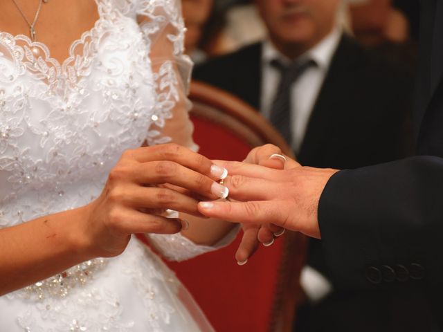 Le mariage de David et Christelle à Capestang, Hérault 25