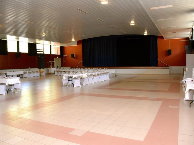 Le mariage de David et Christelle à Capestang, Hérault 29