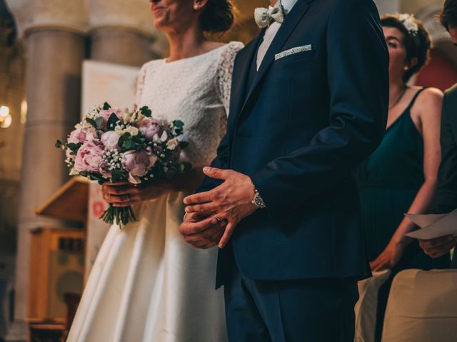 Le mariage de Alexis et Faustine à Mornand-en-Forez, Loire 57