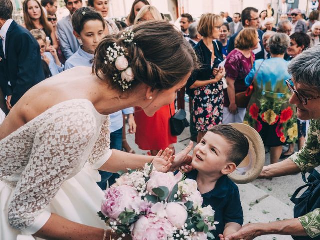 Le mariage de Alexis et Faustine à Mornand-en-Forez, Loire 63