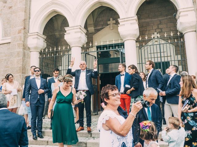 Le mariage de Alexis et Faustine à Mornand-en-Forez, Loire 64