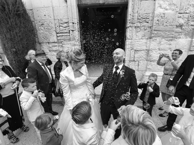 Le mariage de Stefano et Nelly à Grillon, Vaucluse 19