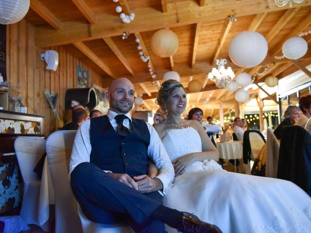 Le mariage de Stefano et Nelly à Grillon, Vaucluse 44