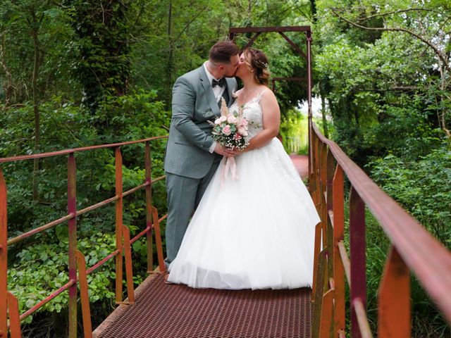 Le mariage de Damien et Chloé à Cognac, Charente 11