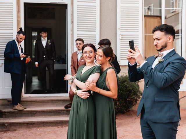 Le mariage de Bastien et Ambre à Lantignié, Rhône 43