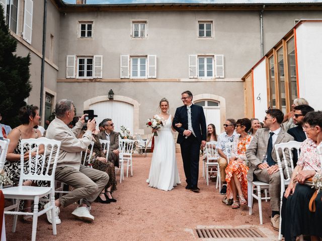 Le mariage de Bastien et Ambre à Lantignié, Rhône 46