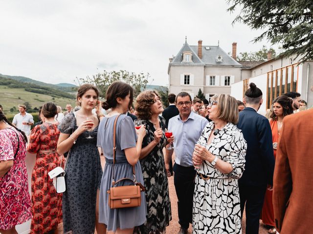 Le mariage de Bastien et Ambre à Lantignié, Rhône 64