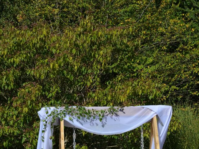 Le mariage de Julien et Mathilde à Gorron, Mayenne 4