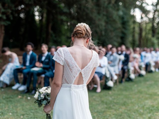 Le mariage de Marine et Julien à Wingen-sur-Moder, Bas Rhin 8