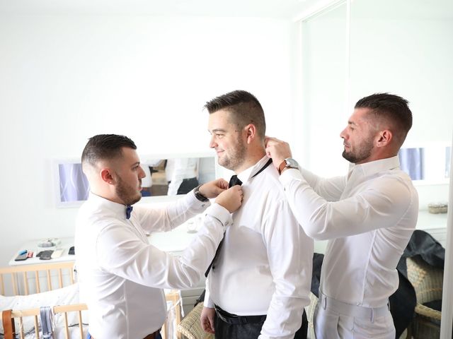 Le mariage de Anthony et Cynthia à La Fare-les-Oliviers, Bouches-du-Rhône 20