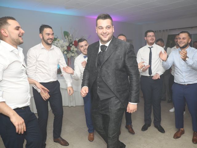 Le mariage de Anthony et Cynthia à La Fare-les-Oliviers, Bouches-du-Rhône 144