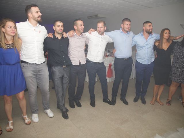 Le mariage de Anthony et Cynthia à La Fare-les-Oliviers, Bouches-du-Rhône 148