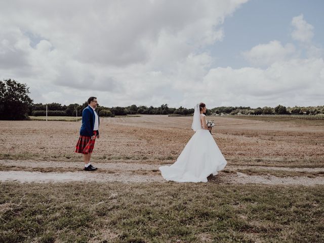 Le mariage de Julien et Marina à Brizambourg, Charente Maritime 18