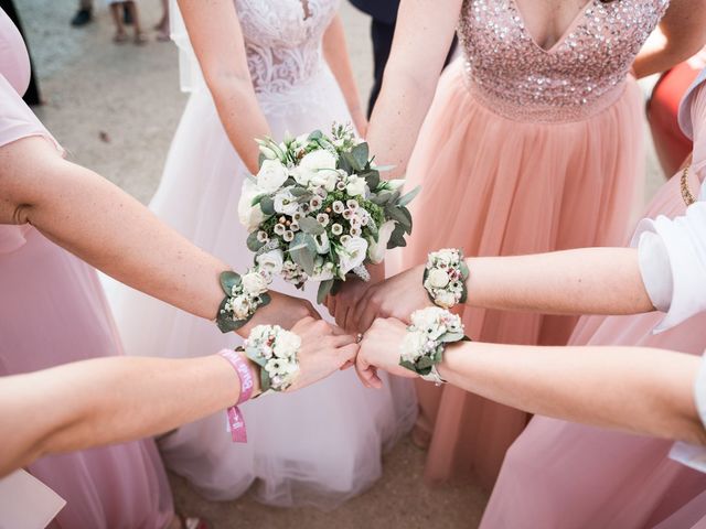 Le mariage de Julien et Marina à Brizambourg, Charente Maritime 33