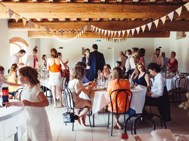 Le mariage de Henrick et Laurianne à Villefranche-sur-Saône, Rhône 31